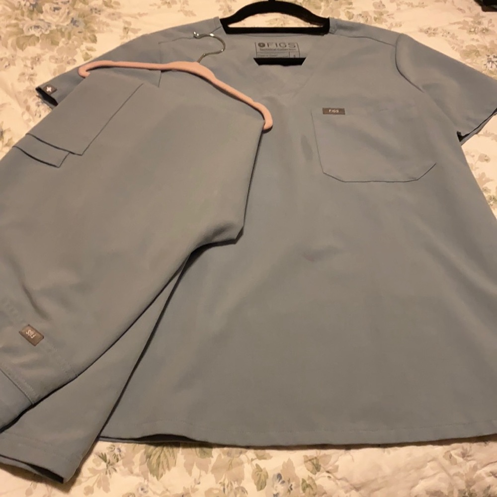 FIGS SCRUBS